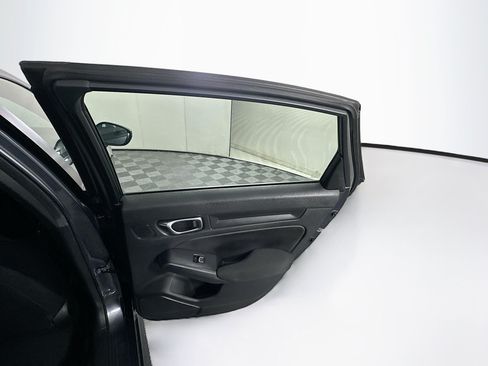 Used 2025 Honda Civic Sport image 28