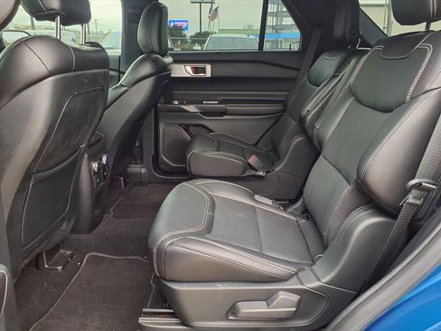 Used 2020 Ford Explorer ST w/ ST Street Pack image 12