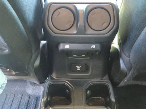 Used 2021 Jeep Gladiator Mojave AWD/4WD image 14