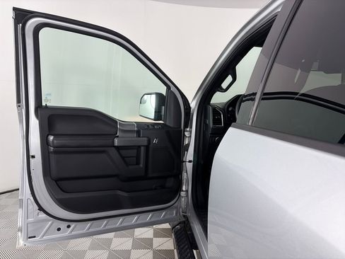 Used 2016 Ford F150 XLT w/ Equipment Group 302A Luxury image 10