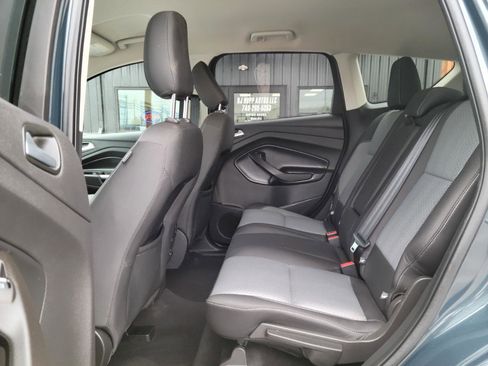 Used 2019 Ford Escape SE image 14