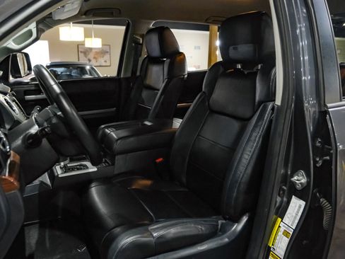 Used 2017 Toyota Tundra Limited image 28