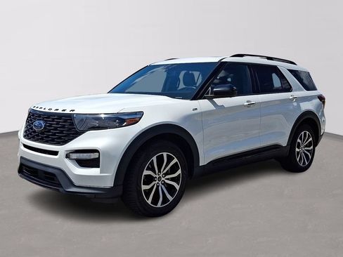 Certified 2022 Ford Explorer ST-Line w/ Class IV Trailer Tow Package RWD image 3