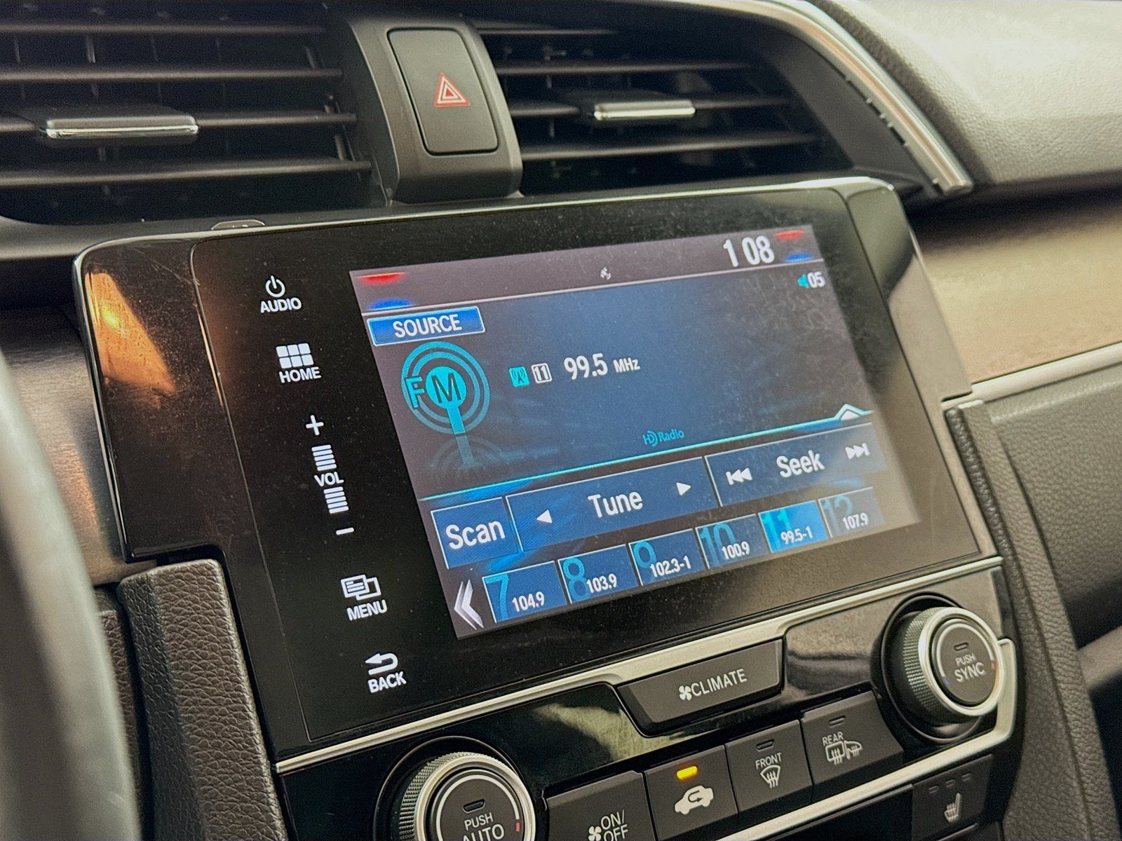Used 2018 Honda Civic EX image 14