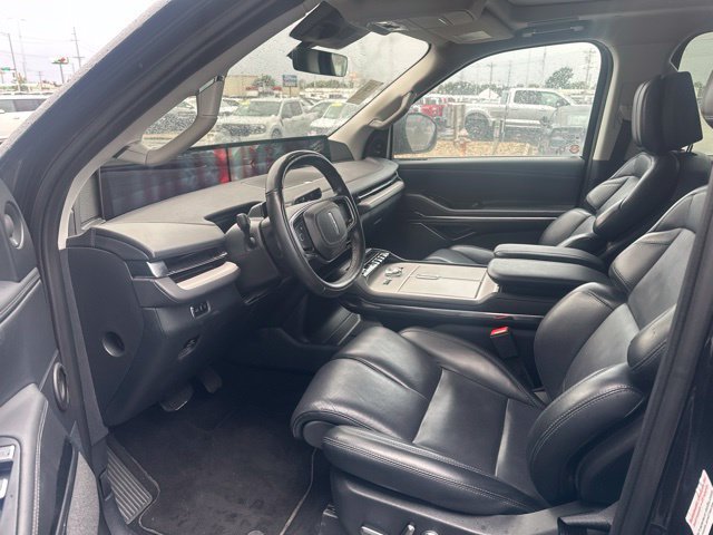 Used 2025 Lincoln Navigator Reserve AWD/4WD image 6