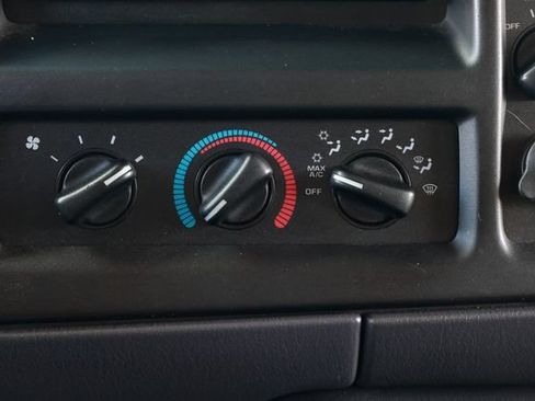 Used 2000 Dodge B3500 RWD image 36