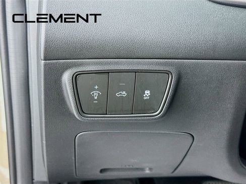 Used 2023 Hyundai Santa Cruz SEL w/ Launch Package AWD/4WD image 14
