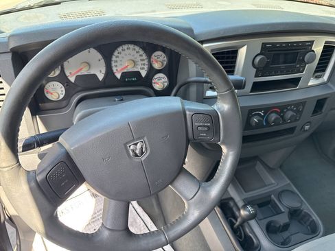Used 2007 Dodge Ram 2500 Truck SLT AWD/4WD image 16