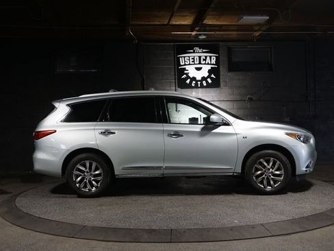 Used 2014 INFINITI QX60 Luxe w/ Premium Package AWD/4WD image 7