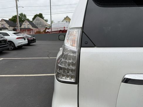 Used 2016 Lexus GX 460 Luxury AWD/4WD image 42