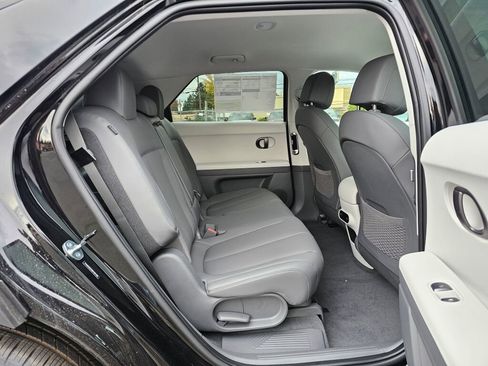 New 2025 Hyundai Ioniq 5 SEL image 12