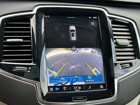 Certified 2023 Volvo XC90 T8 Ultimate image 26
