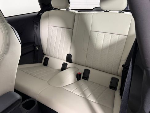 Certified 2025 MINI Cooper S image 19