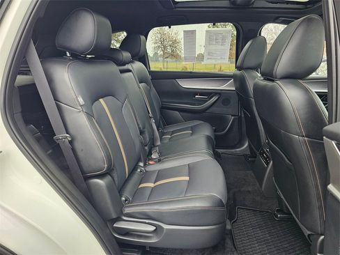 Used 2025 MAZDA CX-70 Plug-In Hybrid w/ Premium Plus image 12