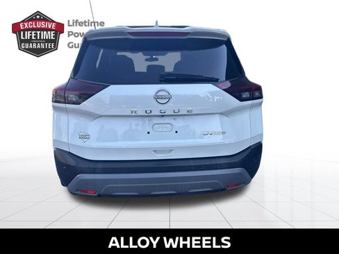 Certified 2023 Nissan Rogue SV w/ SV Premium B Package AWD/4WD image 5