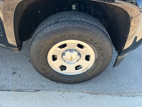 Used 2020 Chevrolet Colorado W/T RWD image 13