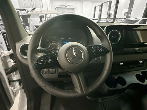 New 2026 Mercedes-Benz Sprinter 2500 image 12