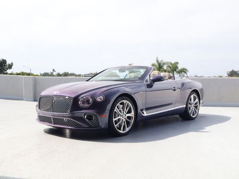 Used 2023 Bentley Continental GT Azure AWD/4WD image 2