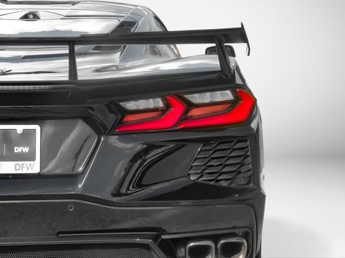 Used 2020 Chevrolet Corvette Stingray Premium Cpe w/ 3LT Preferred Equipment Group RWD image 48