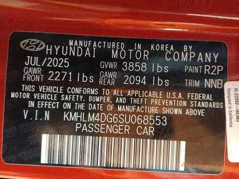 Used 2025 Hyundai Elantra Sport w/ Cargo Package FWD image 33