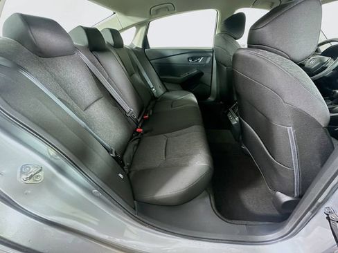 Certified 2025 Honda Accord LX image 8