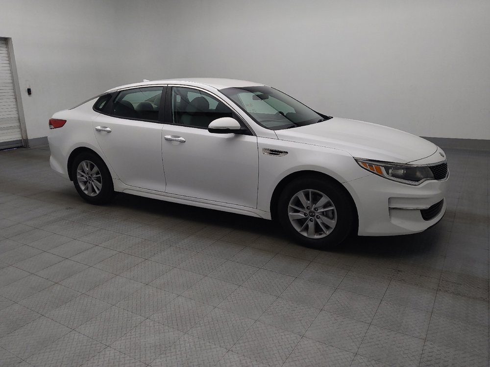 Used 2017 Kia Optima LX FWD image 11