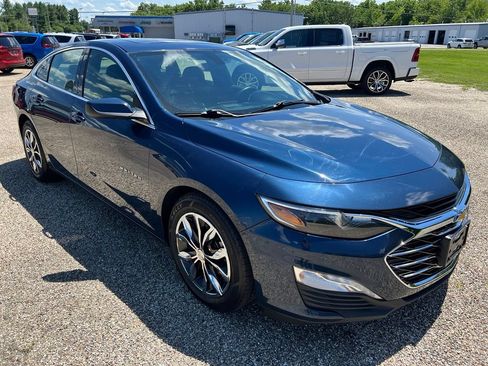 Used 2021 Chevrolet Malibu LT FWD image 5