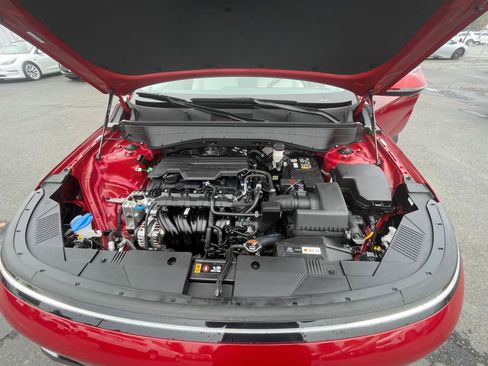 Used 2025 Hyundai Kona SEL image 25