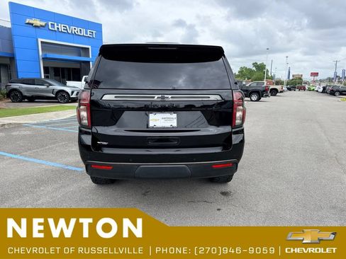 Used 2021 Chevrolet Tahoe Z71 w/ Luxury Package AWD/4WD image 5