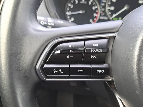 Used 2024 MAZDA CX-90 3.3 Turbo w/ Preferred Plus image 18