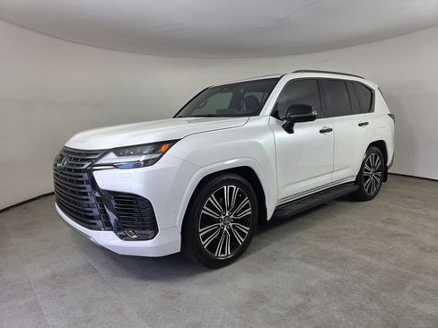 Used 2025 Lexus LX 700h Luxury w/ Appearance Package AWD/4WD image 8