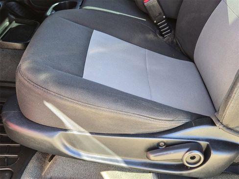 Used 2011 Ford Ranger XLT image 26