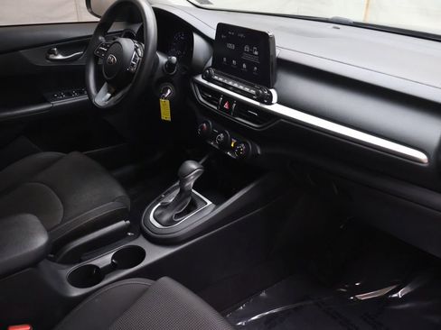 Used 2020 Kia Forte LXS image 10