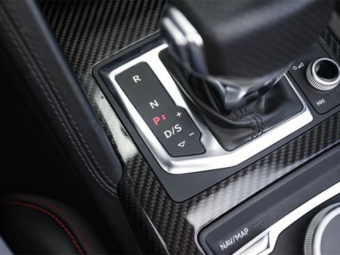 Used 2018 Audi R8 V10 plus image 37