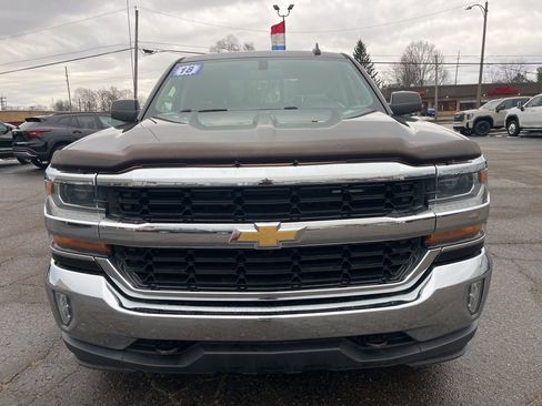 Used 2018 Chevrolet Silverado 1500 LT w/ LT Convenience Package image 8