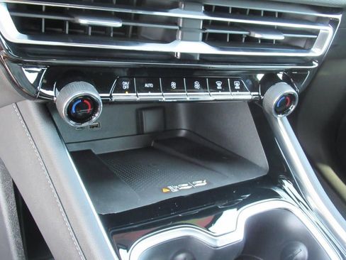 New 2026 Chevrolet Traverse LT image 22