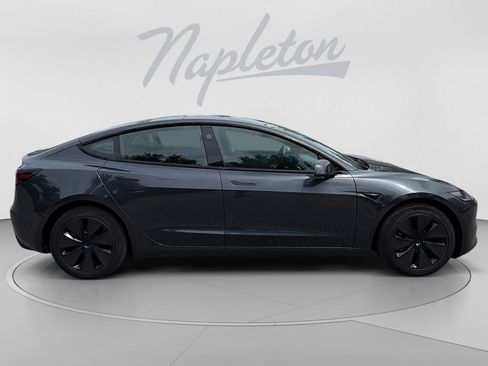 Used 2025 Tesla Model 3 Long Range RWD image 7