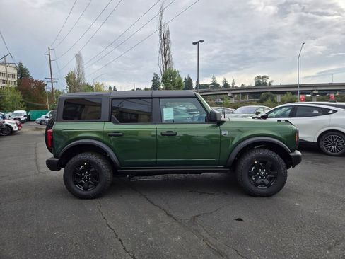 New 2025 Ford Bronco Big Bend w/ Black Diamond Package AWD/4WD image 4