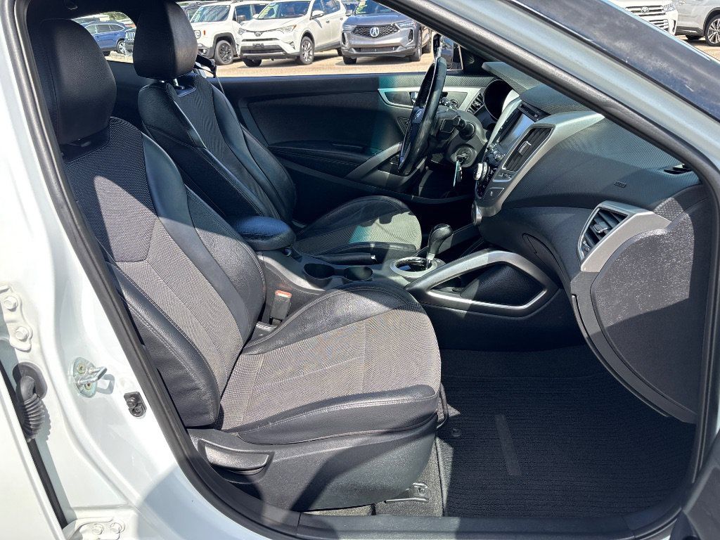 Used 2016 Hyundai Veloster w/ Option Group 02 FWD image 20