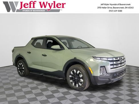 New 2025 Hyundai Santa Cruz SE image 1