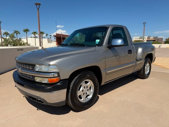 Used 2000 Chevrolet Silverado 1500 LS w/ Firm Ride Suspension Pkg RWD image 4