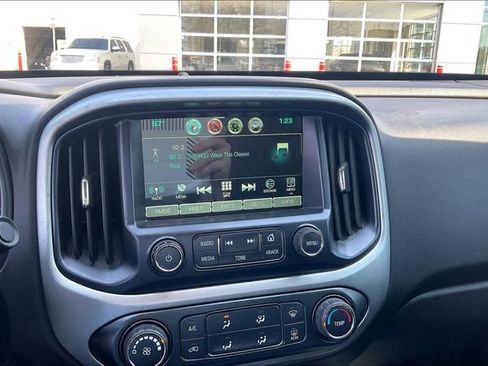 Used 2016 Chevrolet Colorado LT w/ LT Convenience Package image 21