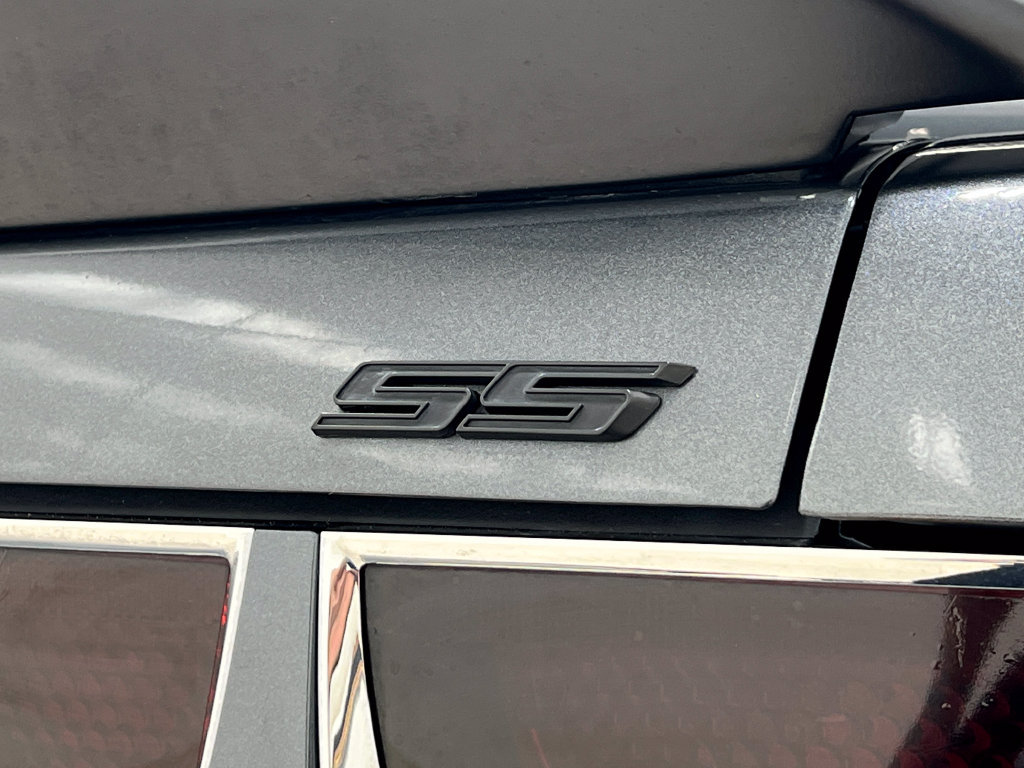 Used 2010 Chevrolet Camaro SS w/ RS Package RWD image 38