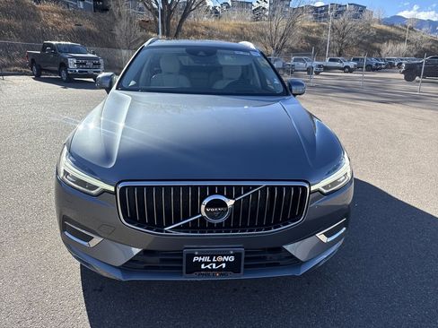 Used 2019 Volvo XC60 T5 Inscription image 2