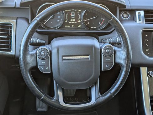Used 2016 Land Rover Range Rover Sport HSE image 8