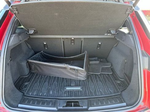 Used 2020 Land Rover Range Rover Evoque SE image 30