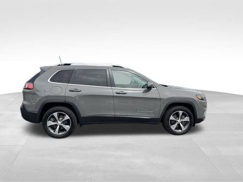 Used 2019 Jeep Cherokee Limited AWD/4WD image 8