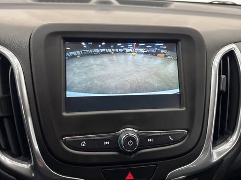 Used 2018 Chevrolet Equinox LT image 25