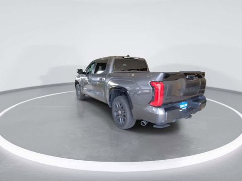 Used 2024 Toyota Tundra Platinum AWD/4WD image 6