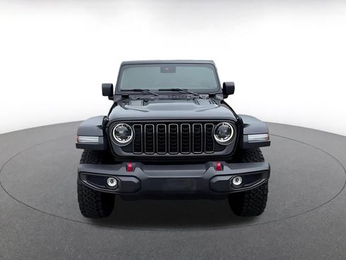 Used 2025 Jeep Wrangler Unlimited Rubicon AWD/4WD image 5